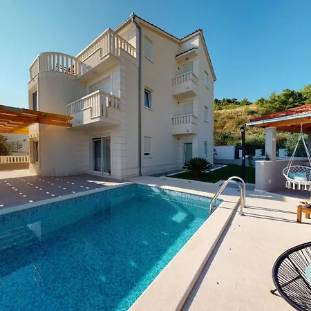 Nono Villa Podstrana